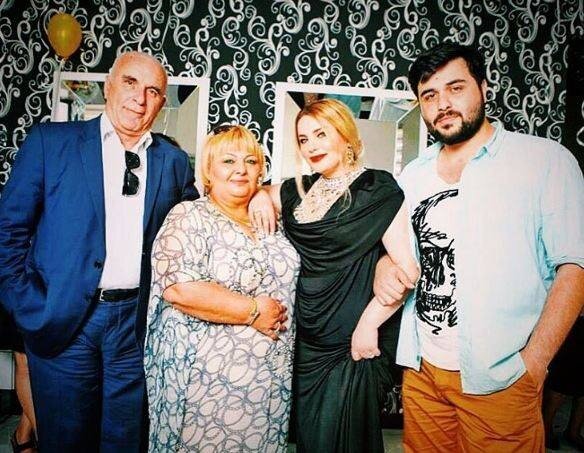 Xalq artistinin qızına qarğış tökdülər: