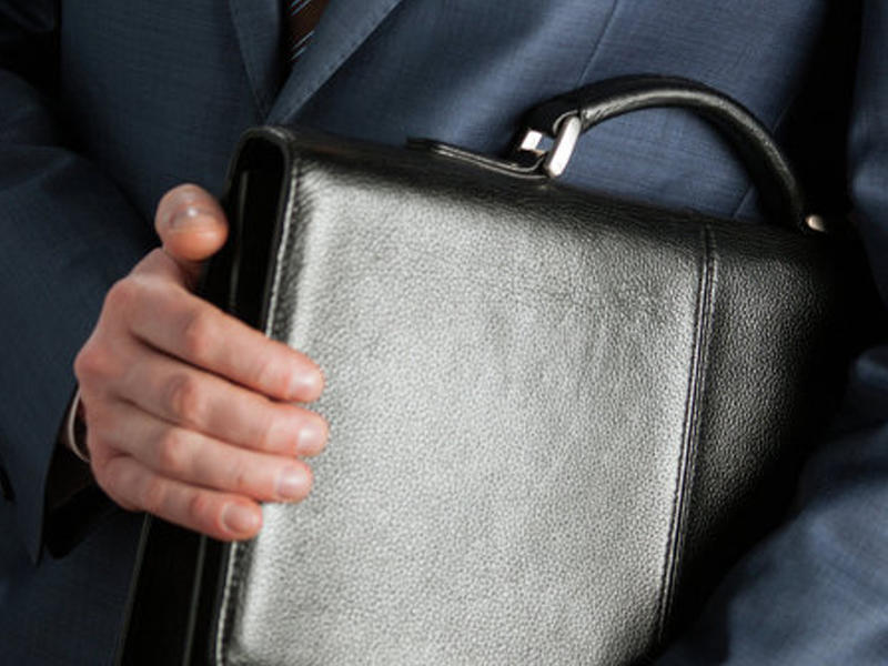 Azərbaycanda vəzifəli şəxs işdən çıxarıldı