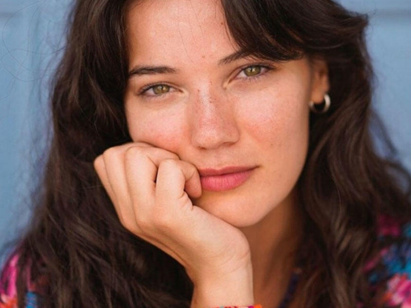 Aktrisanın doğması koronavirusdan öldü