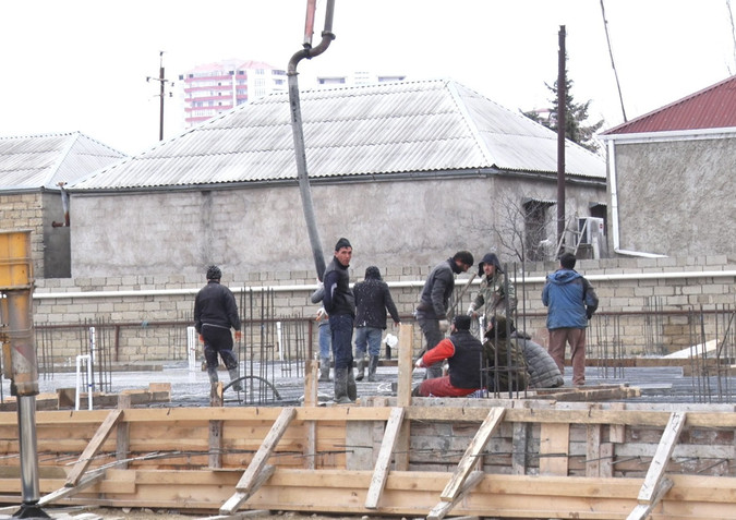 Xırdalanda böyük narazılıq - BU DƏFƏ TƏHLÜKƏLİ TİKİNTİYƏ GÖRƏ