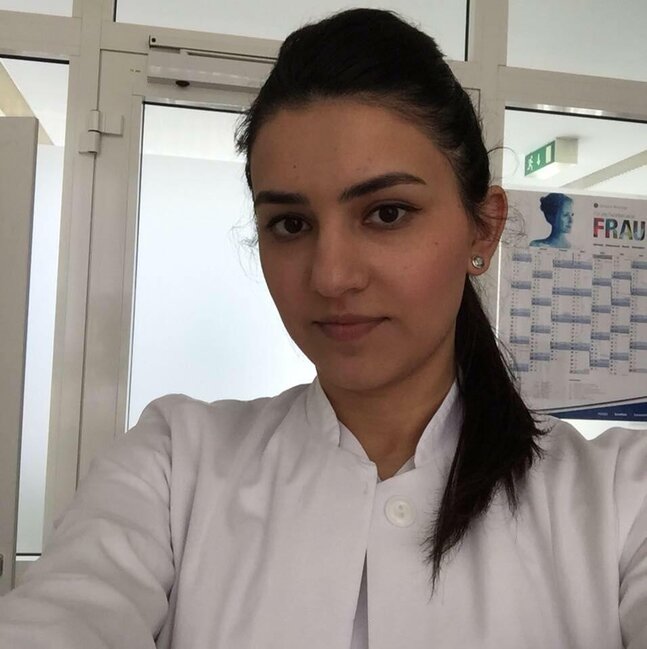 Almaniyada yaşayan azərbaycanlı həkim koronavirusla bağlı SİRLƏRİ AÇDI: 1 uşaq 600 nəfəri...