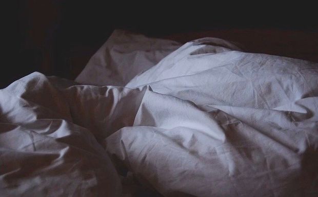 Rusiyada karantin tələblərini pozan məktəbli vəfat etdi