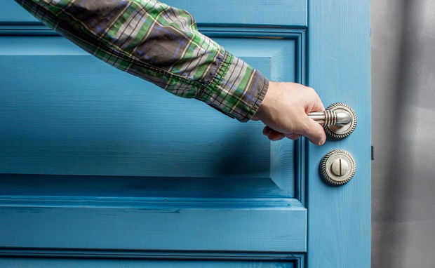 Коронавирус не выживает на поверхностях, считают немецкие ученые