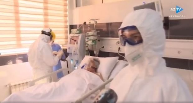 Azərbaycanda koronavirus xəstələrini müalicə edən həkim: “Bir aydır övladımı görmürəm” - VİDEO