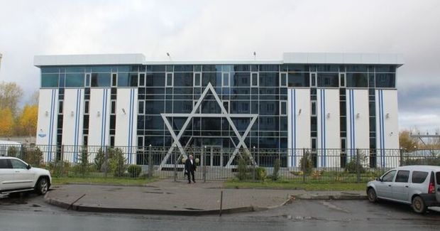 Rusiyada sinaqoqa od vuruldu - FOTO