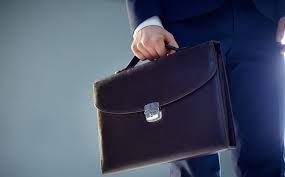 Azərbaycanda biabırçılıq! Vəzifəli şəxs 190 manatı arvadının adına saxta yolla almaq istədi - VİDEO