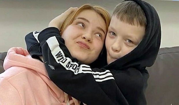 “10 yaşlı uşaqdan hamilə qalan” məktəbli qızdan gözlənilməz hərəkət - VİDEO