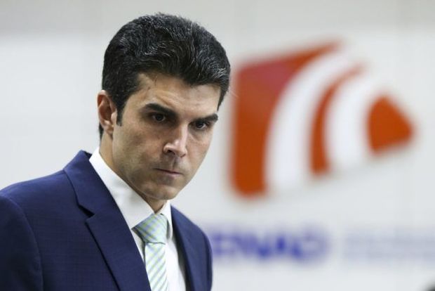 Qubernator koronavirusa yoluxdu