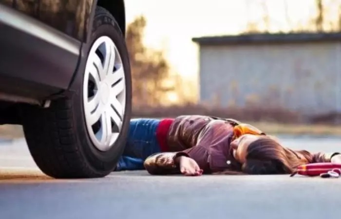 5 yaşlı qızı vurub öldürən sürücü saxlanıldı - Rəsmi