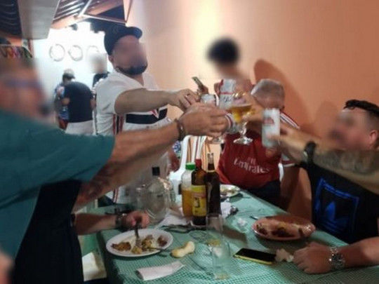 Koronavirus səbəbindən doğum günü şənliyi üç insanın ölümü ilə nəticələndi – FOTO