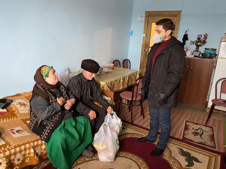 “AŞIQ ŞƏMŞİR” MƏDƏNİYYƏT OCAĞI “EVDƏ QAL, CƏMİYYƏTİ QORU” XEYRİYYƏ AKSİYASI KEÇİRİB