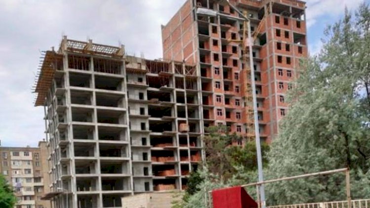 Bakıda tikinti baronlarının maxinasiyaları üzə çıxdı