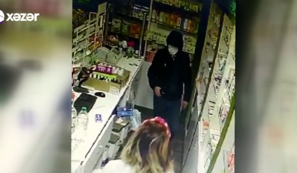 Bakıda ŞOK! Silahlı şəxs aptekə girib qızı... — ANBAAN VİDEO