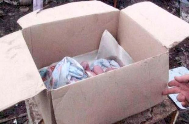 В Баку на улице обнаружили новорожденного ребенка