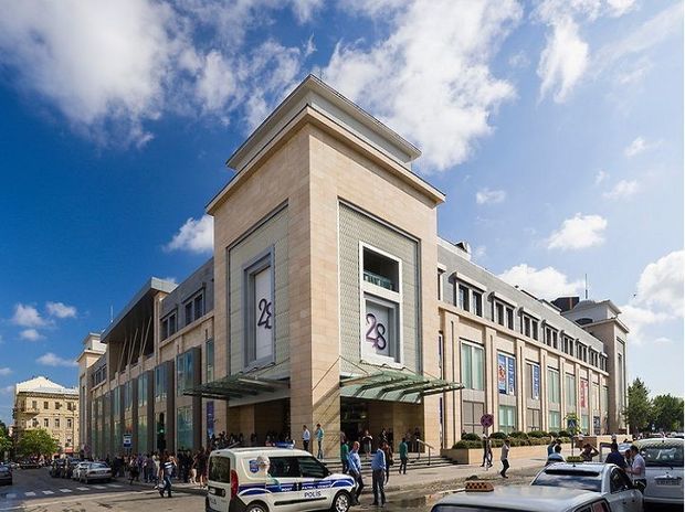 Задержан подозреваемый в краже в бакинском ТЦ