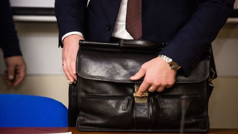 SON DƏQİQƏ:Azərbaycanda nazir müavini işdən çıxarıldı