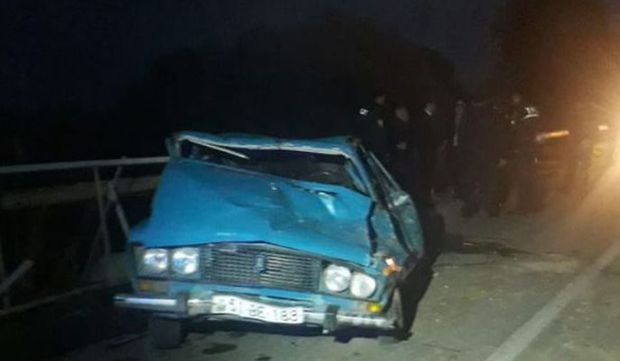 Samuxda avtomobil çaya aşıb, azyaşlı ölüb - FOTO