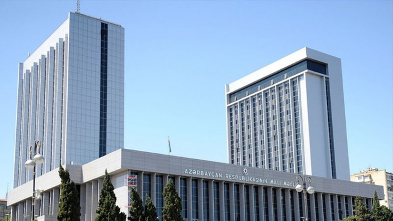 Milli Məclisin İşlər müdiri xəstəxanaya yerləşdirildi (FOTO)