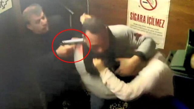 Pul üstə silahlı dava MÜŞAHİDƏ KAMERALARINDA - 1 ölü - VİDEO