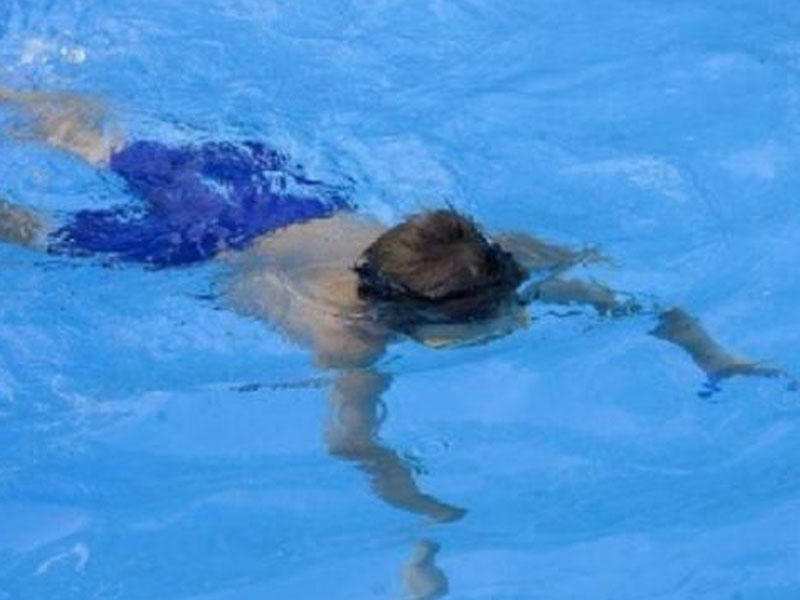 Bakıda altı yaşlı uşaq hovuzda boğulub