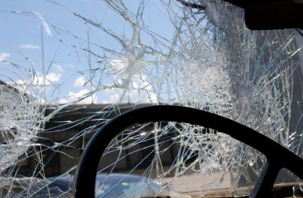 Bakıda 10-MM-100 qəza törətdi, hadisə yerindən qaçdı – Bir nəfər xəsarət alıb – VİDEO