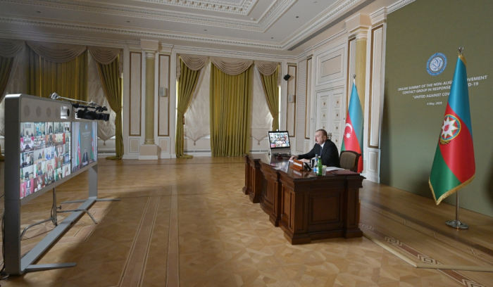 AB və QH: Azərbaycan əks qütbləri necə bir araya gətirdi - TƏHLİL