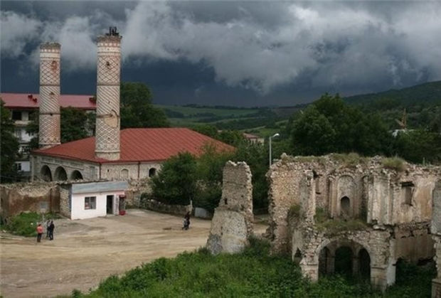 Şuşalı xanım parlamentdə təsirli çıxış etdi
