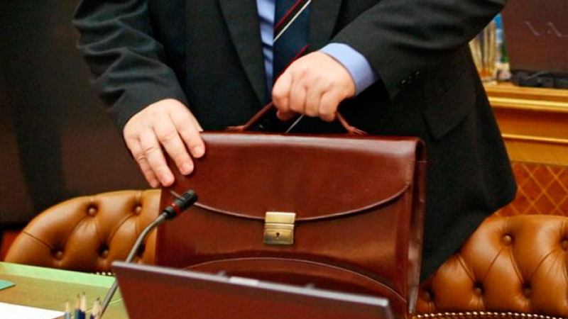 Daha bir icra başçısı vəzifəsindən azad edildi (FOTO)