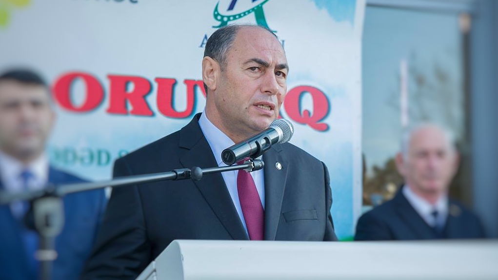 Vəzifədən alındığı deyilən Bərdə icra başçısının mülklərinin və qohumlarının göz qamaşdıran SİYAHISI