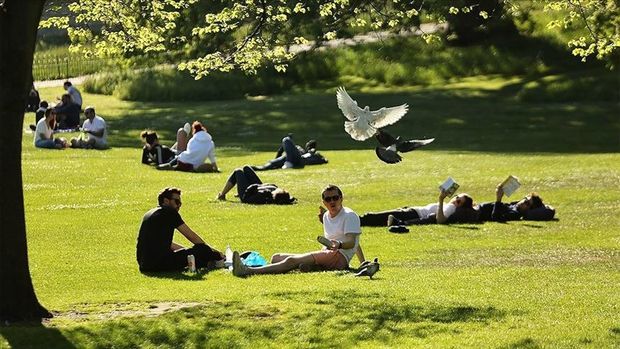 Böyük Britaniyada karantin rejimi yumşaldıldı