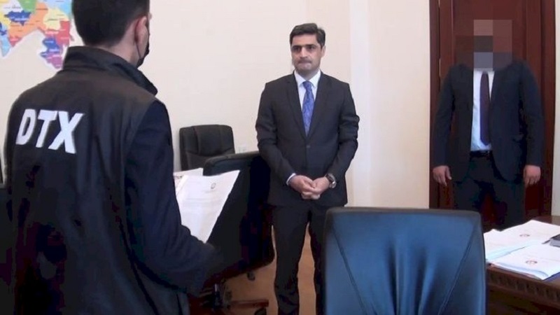 DTX-nın həbs etdiyi məmurun restoranının söküntüsü başladı (FOTO)