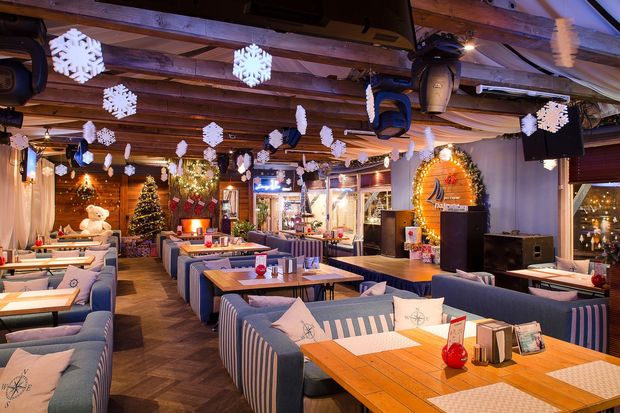 Restoran, kafe və parklara tətbiq edilən qadağa ləğv edildi - RƏSMİ