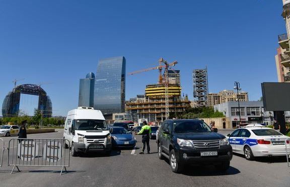 Bakı, Sumqayıt və Abşeron yollarındakı karantin postları ləğv edildi - RƏSMİ