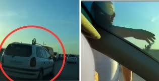 Qoçu sürücü söyüş söyüb hədə qorxu gəldi: Səni dərədən aşıraram - VİDEO