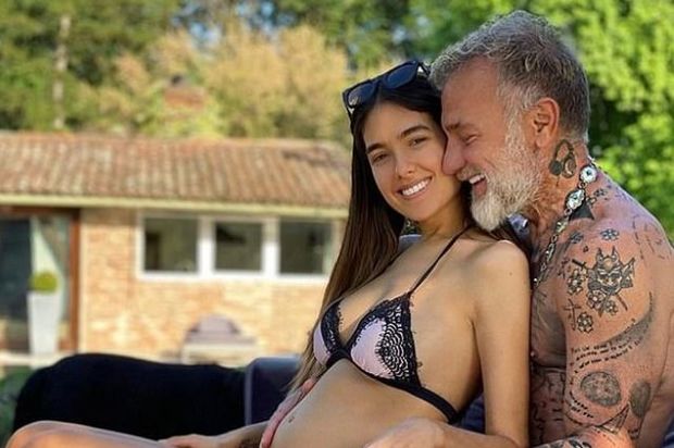 İtaliyalı milyonçunun hamilə model sevgilisi ilə Bolonyadakı istirahəti - FOTO