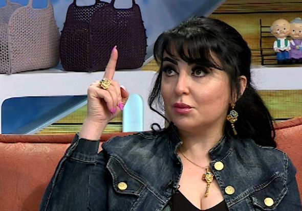 Afət Fərmanqızı məhkəməyə verildi : Söz atanda, gör kimə atırsan!