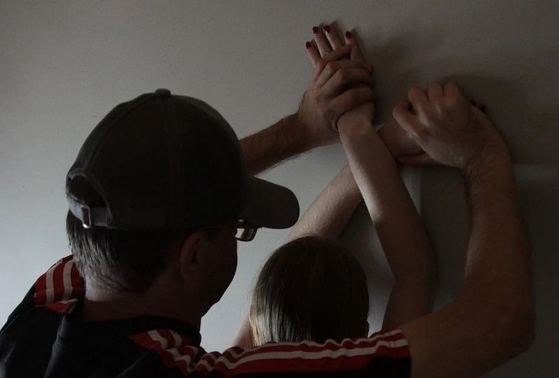 Qadının evinə girdi, ona təcavüz etdi — Yevlaxda ŞOK OLAY