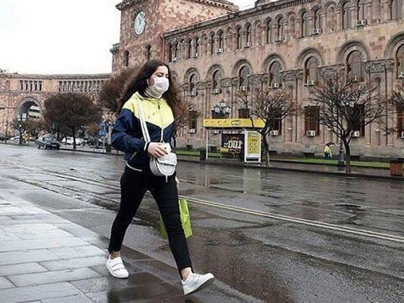 Azərbaycanlılar İrəvanın mərkəzində: Ermənistana meydan oxuyub, xalqımıza SƏSLƏNDİLƏR - ANBAAN VİDEO