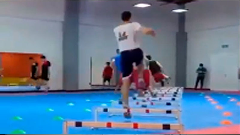 Millimiz karantin qaydalarını belə pozdu (VİDEO)