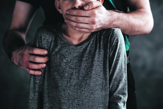 1 manata 12 yaşlı uşaqla intim əlaqədə oldu — Azərbaycanda BİABIRÇI OLAY