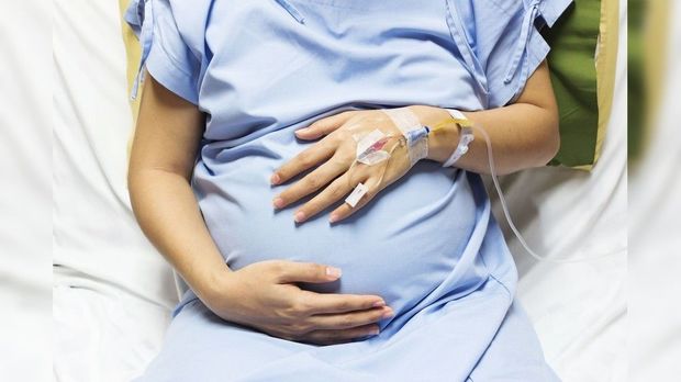 Rusiyada iki mindən çox hamilə qadın koronavirusa yoluxub