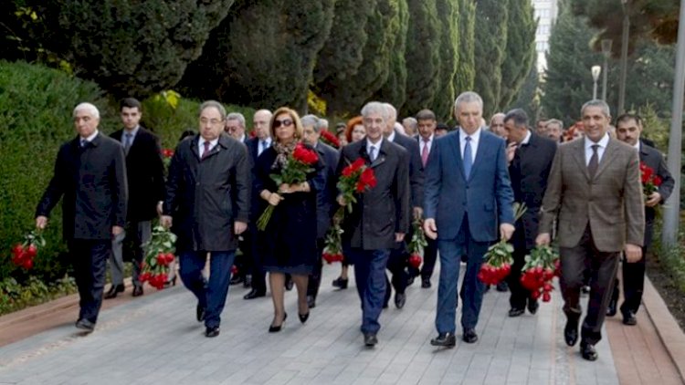 YAP-da nələr baş verir? – Partiyanın qurucu üzvləri artıq susmaq istəmir