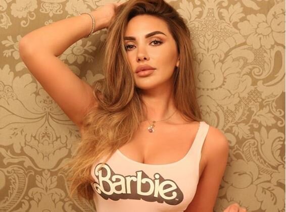 Banunun bloqer anası Nigar gözəlliyi ilə göz oxşadı - FOTOLAR