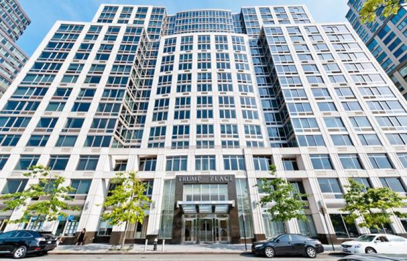 Сын главы МИД Азербайджана купил два роскошных апартаментами за 4 млн. долларов в Нью Йорке