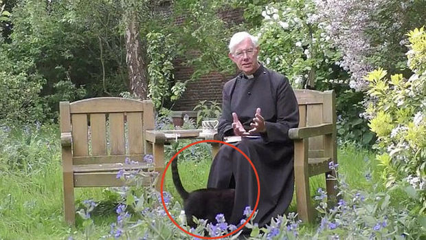 Keşişin səhər duası yaddan çıxdı, hamı ondan danışdı - VİDEO