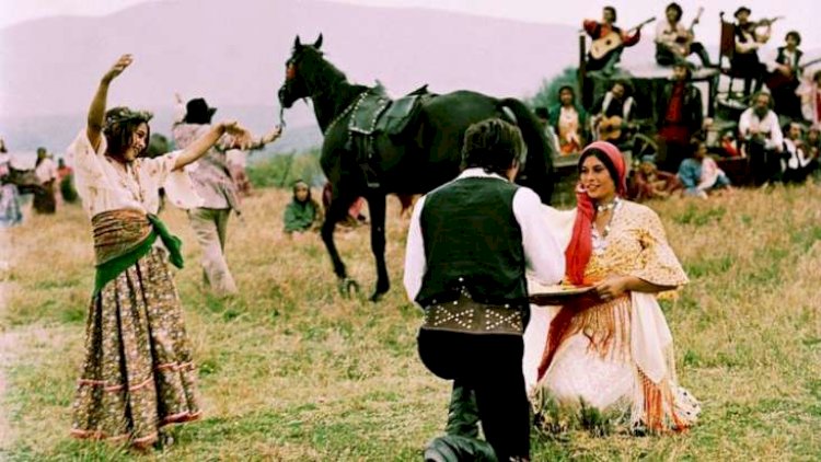 Qaraçılar haqqında 11 fakt: Bakirə qızlar 14 yaşda...