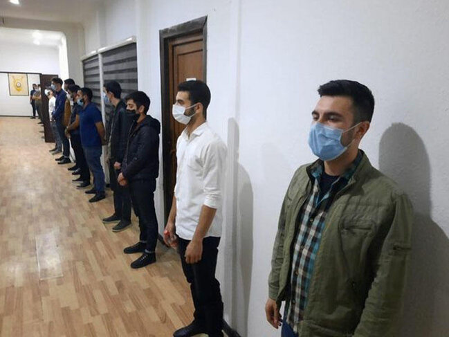 Bakıda internet klubda karantin qaydalarını pozan 25 nəfər cərimələndi - FOTO