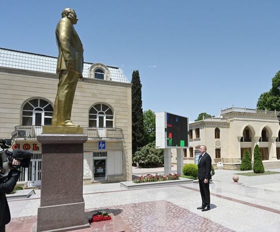 Президент Ильхам Алиев прибыл в Тертерский район - ФОТО