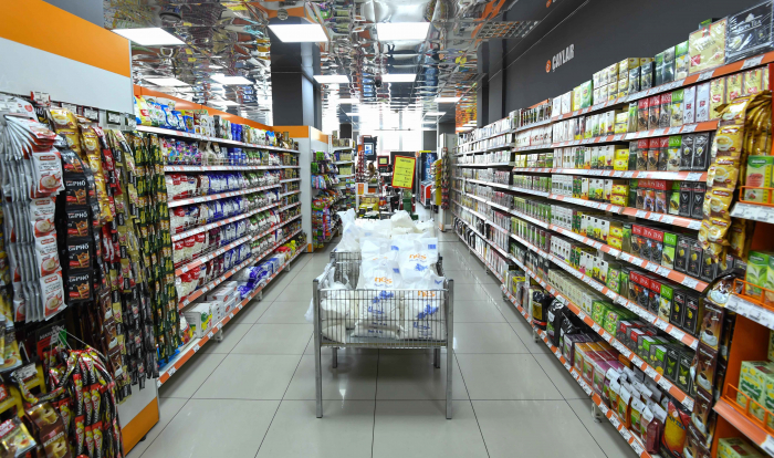 Bakıda gözətçini marketdə qətlə yetirənlərin görüntüləri yayıldı — VİDEO