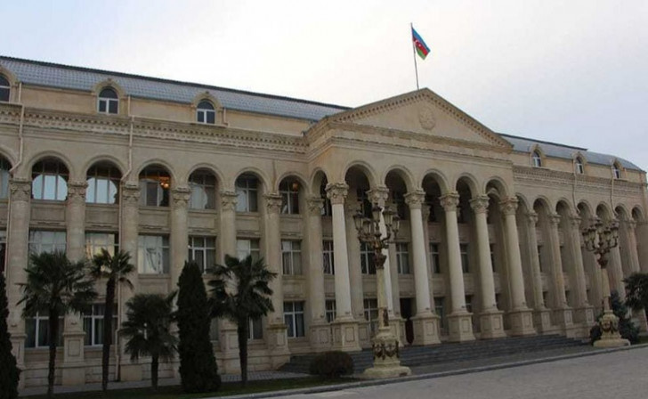 Yevlaxda 123 min manatlıq bayram şənliyi: həm də tenderlə